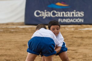 Clausura del Sexto Campus de Lucha Canaria de Cajacanarias. Terrero  Municipal de Lucha de Arafo © Aarón S. Ramos/Cajacanarias
